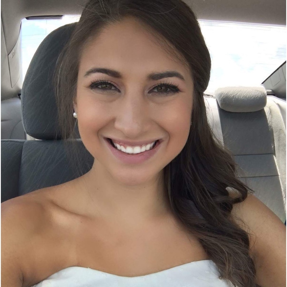 Meet your Posher, Alexis